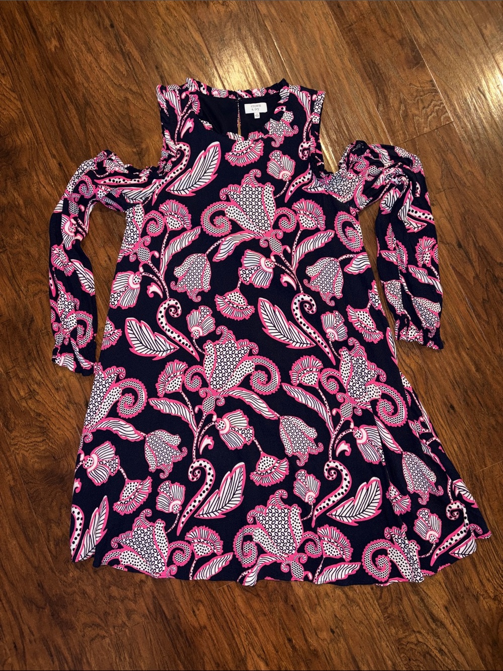 crown & ivy Navy and Hot Pink Floral Cold-Shoulder Long Sleeve Dress Medium